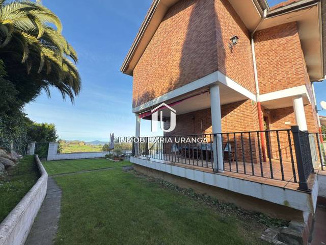 Casa-chalet en Venta en el Mirador. peñaflor en Limpias