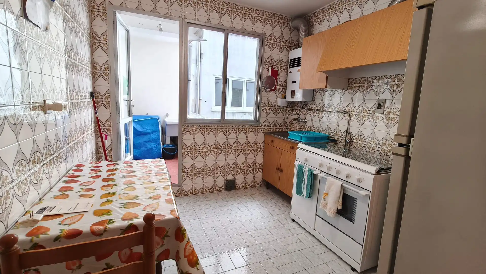 Cuina de Pis de lloguer en A Coruña Capital  amb Parquet i Moblat
