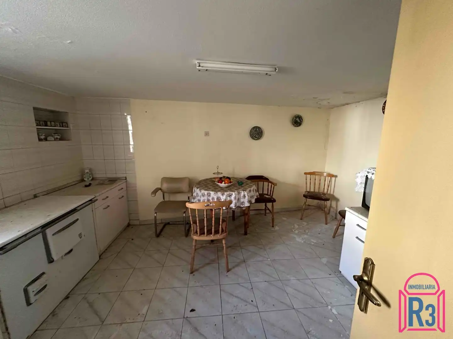 Cuina de Casa o xalet en venda en Chozas de Abajo amb Jardí privat