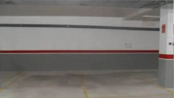 Aparcament amb ascensor en venda a Av Valencia, imagen 6