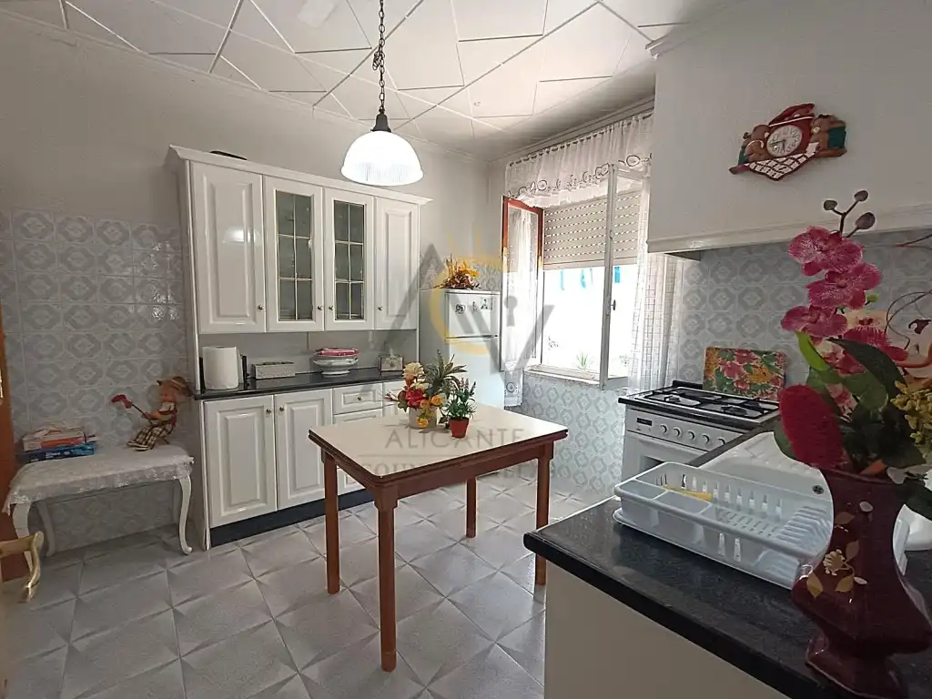House with garden for sale in Avenida Puenteareas, imagen 11
