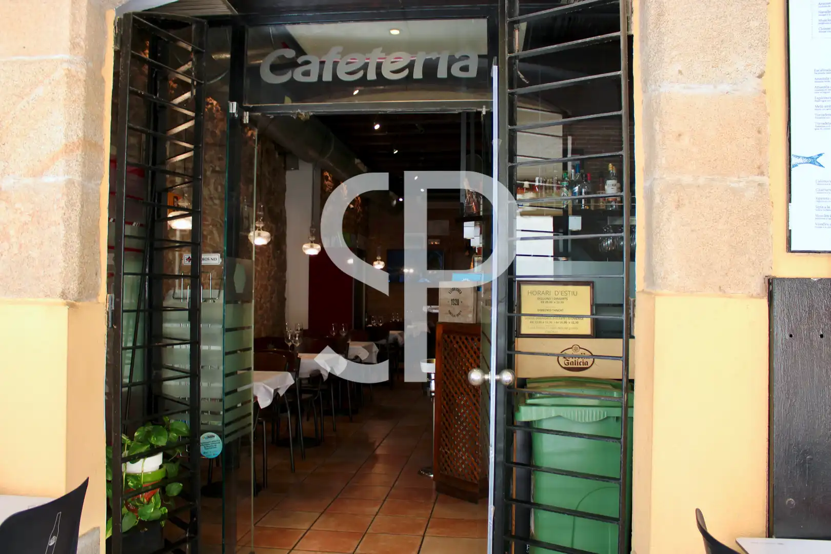 Local comercial en venta en Carrer de Sant Llorenç, imagen 2