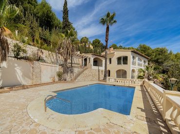 Villa con piscina in vendita a Ptda Pedramala