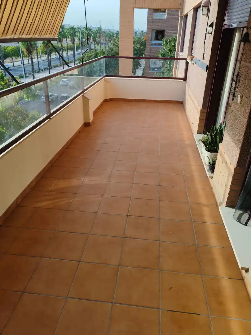 Pis amb terrassa en venda a Avinguda del Mestre Rodrigo 38, imagen 5
