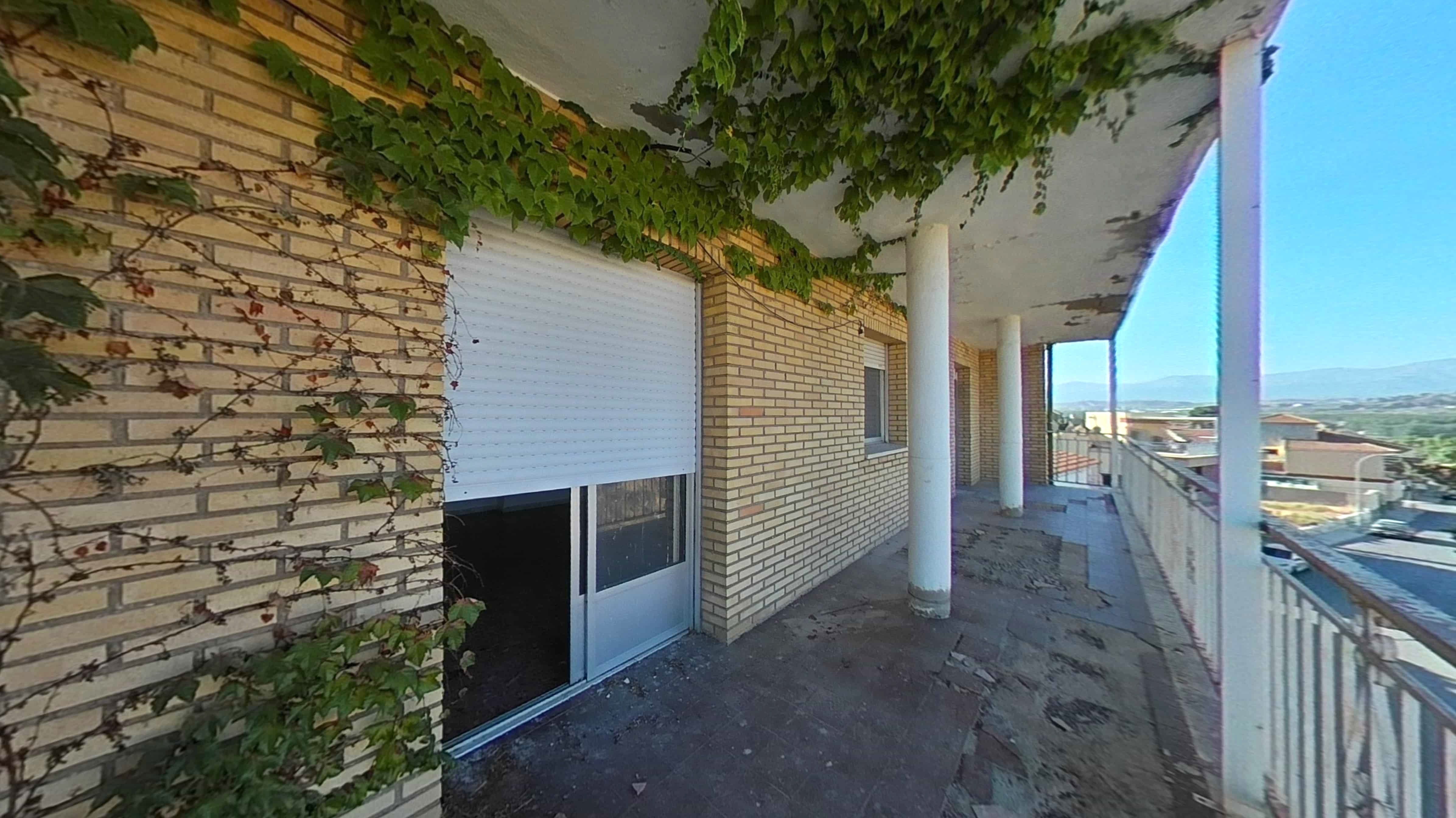 Apartment for sale in Benalúa
