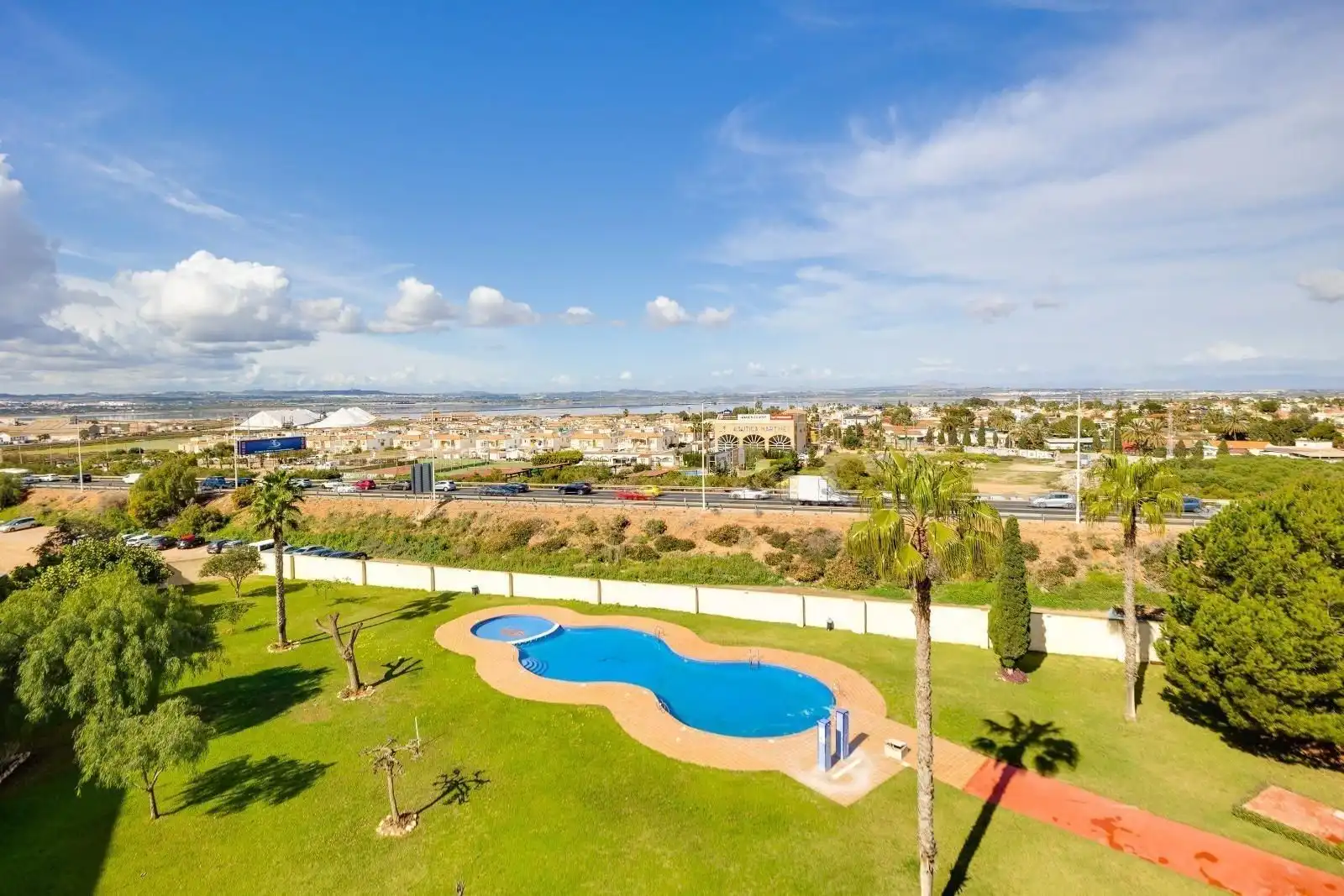 Penthouse zum Verkauf in Zona Carrefour - Urbanizaciones