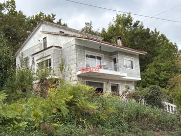 Casa amb jardí en venda a Barbadás