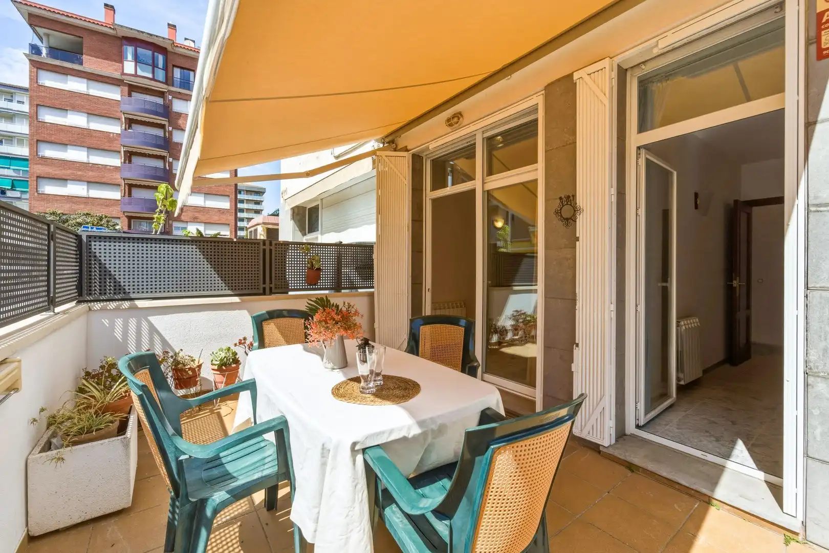Terrasse von Wohnung zum Verkauf in Lloret de Mar mit Klimaanlage, Heizung und Terrasse