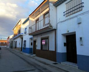 Exterior view of Single-family semi-detached for sale in Pedro Muñoz  with Terrace