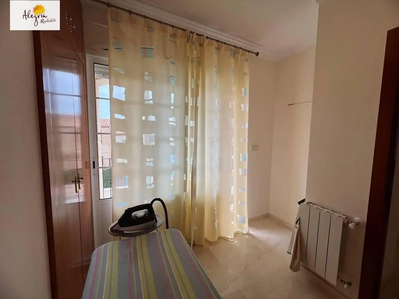 Habitación de Casa o chalet en venta en Cullera con Aire acondicionado, Calefacción y Jardín privado