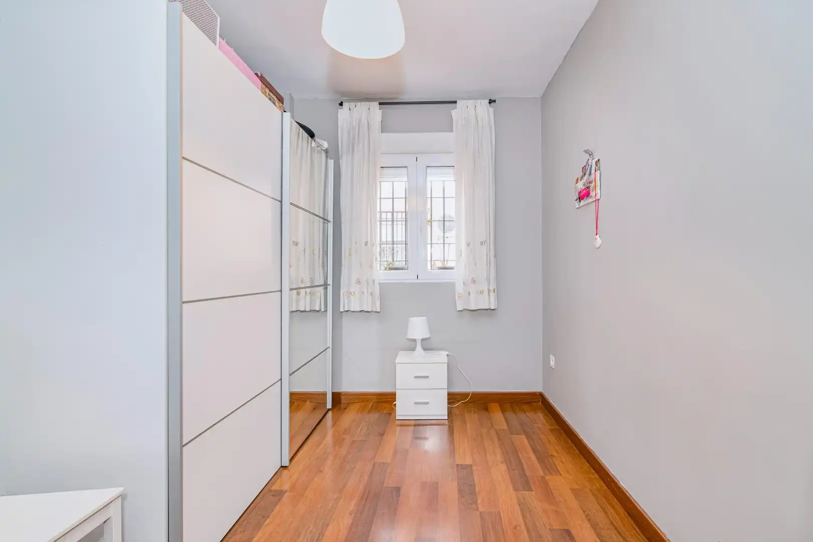 Habitación de Piso en venta en La Zubia con Aire acondicionado y Amueblado