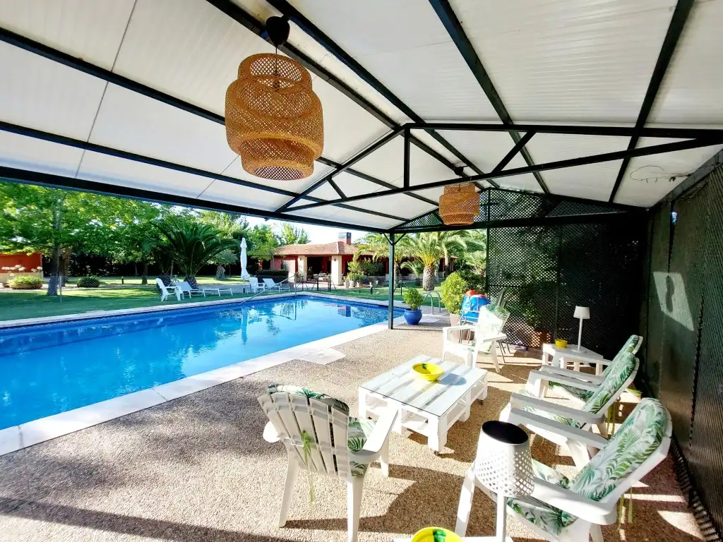 Terrassa de Casa o xalet en venda en Badajoz