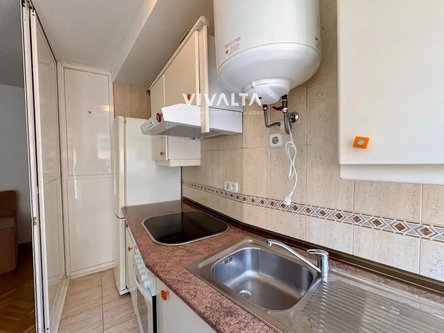 Cocina de Estudio en venta en Madrid con Aire acondicionado y Amueblado