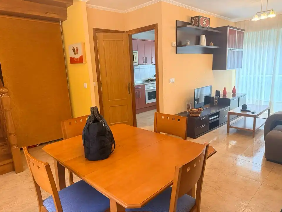 Comedor de Casa adosada en venta en Torrelavega  con Calefacción, Parquet y Terraza