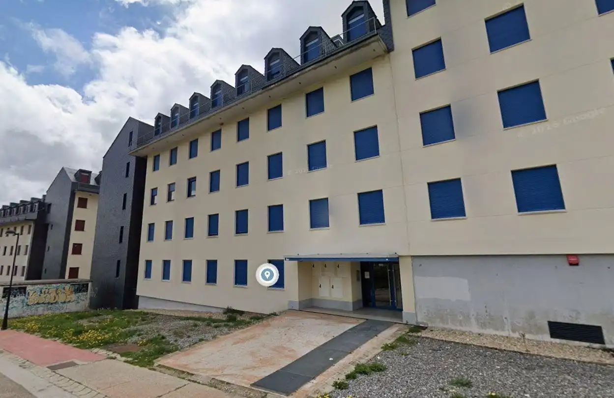 Vista exterior de Piso en venta en Puebla de Lillo