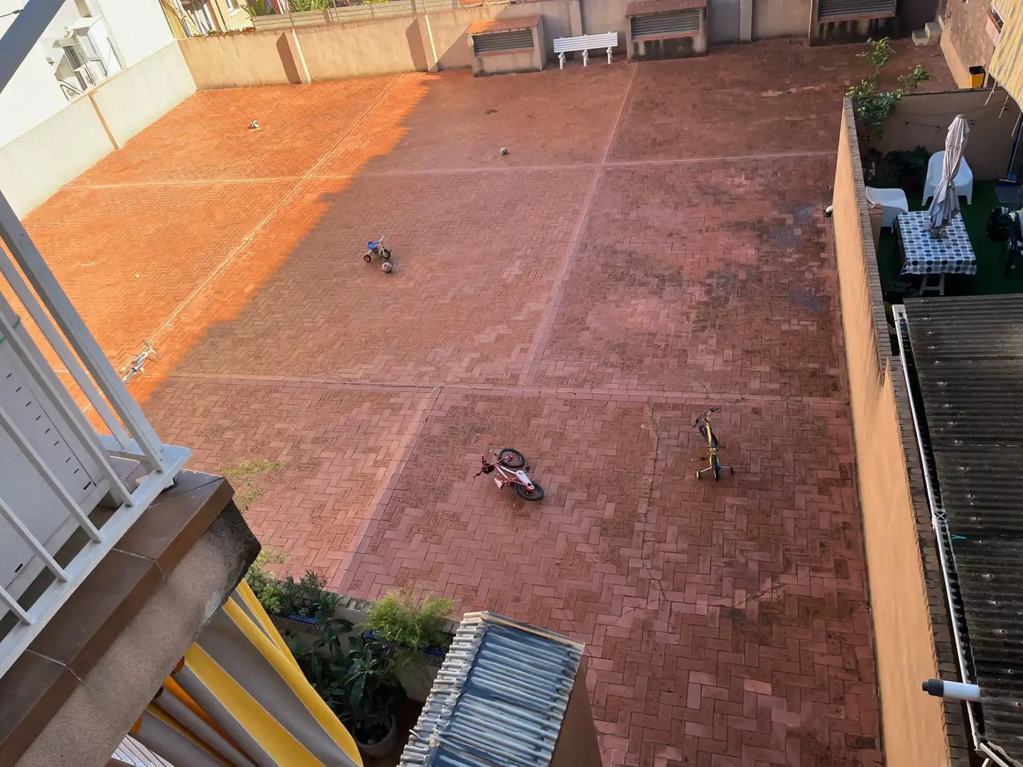 Terraza de Piso en venta en Barberà del Vallès con Calefacción, Terraza y Trastero