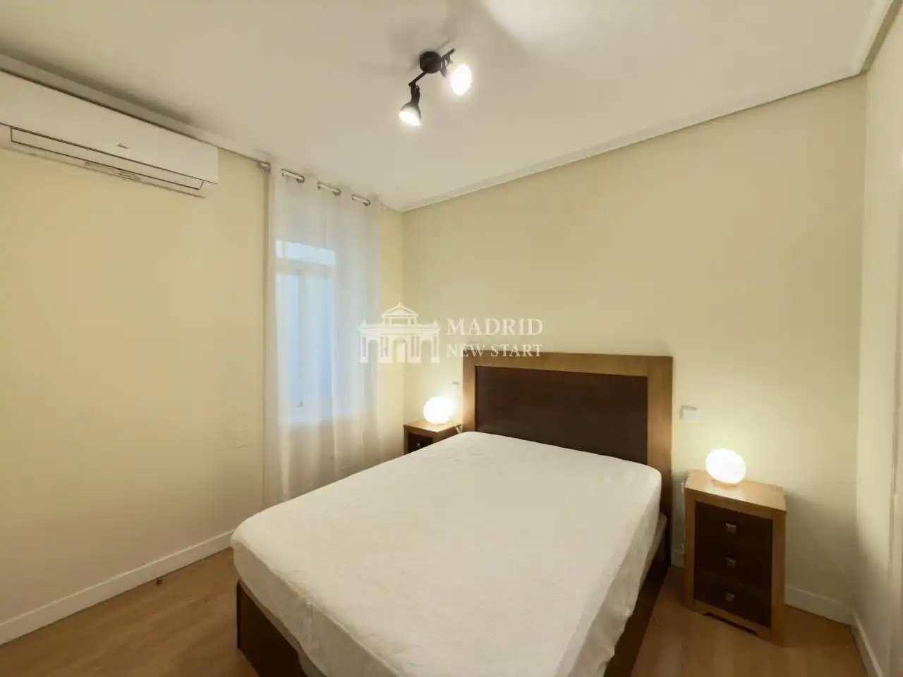 Habitación de Piso de alquiler en Madrid con Aire acondicionado, Calefacción y Trastero