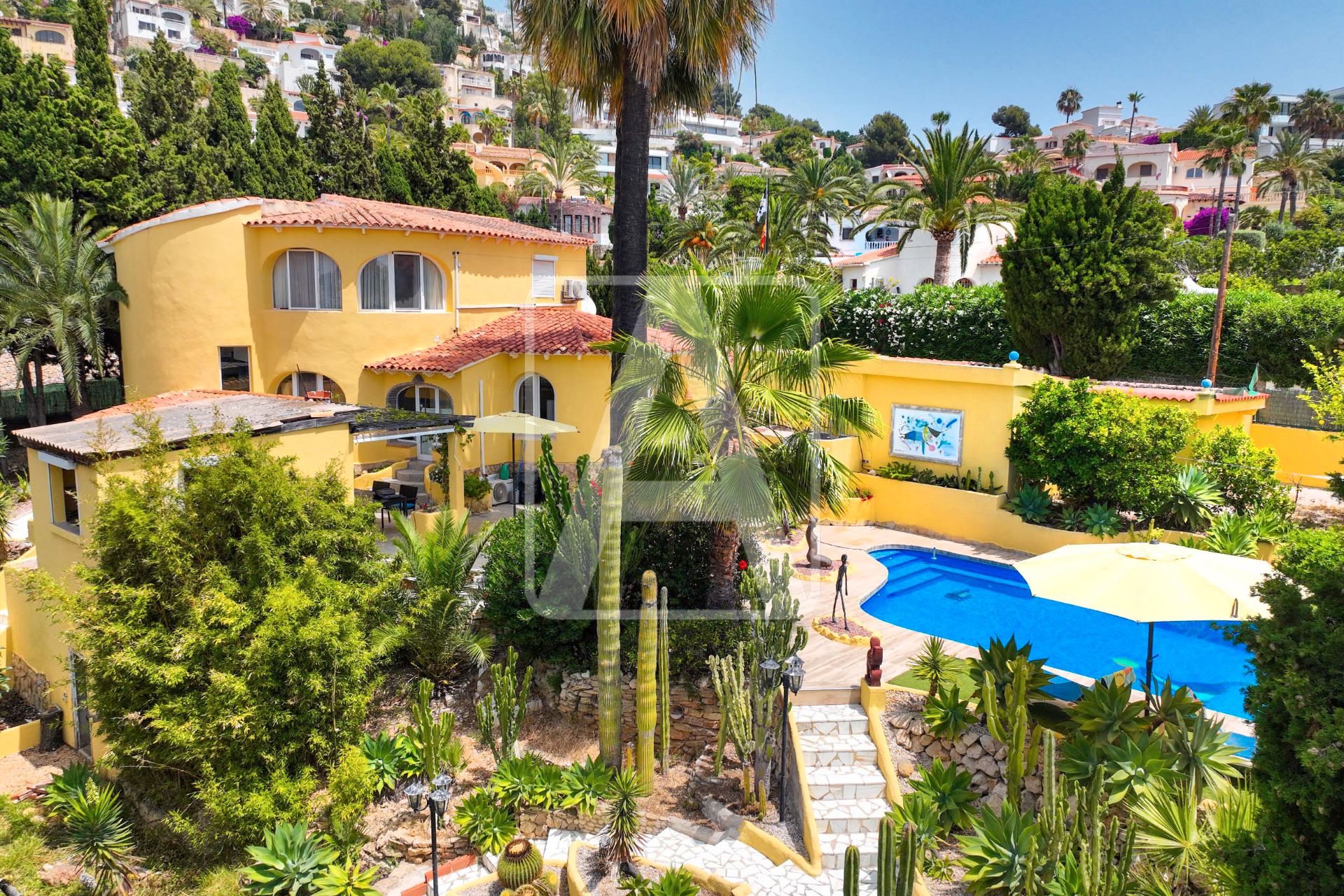 Vista exterior de Casa o xalet en venda en Benissa amb Aire condicionat, Calefacció i Jardí privat