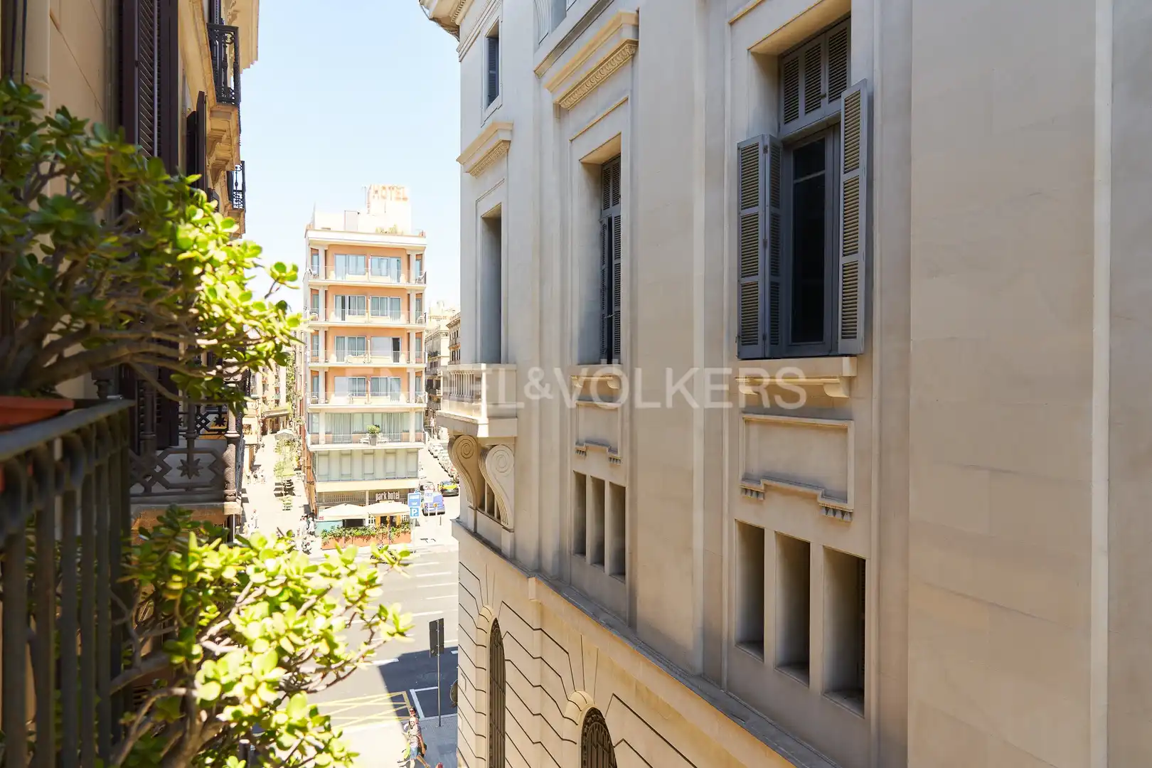 Vista exterior de Piso de alquiler en Barcelona con Aire acondicionado, Calefacción y Balcón