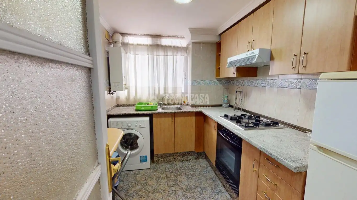 Cocina de Piso en venta en Valencia con Balcón