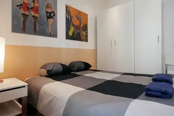 Apartamento en venta en Carrer de Sevilla, imagen 2