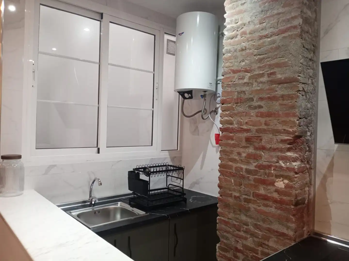 Cocina de Apartamento de alquiler en Málaga con Aire acondicionado y Amueblado