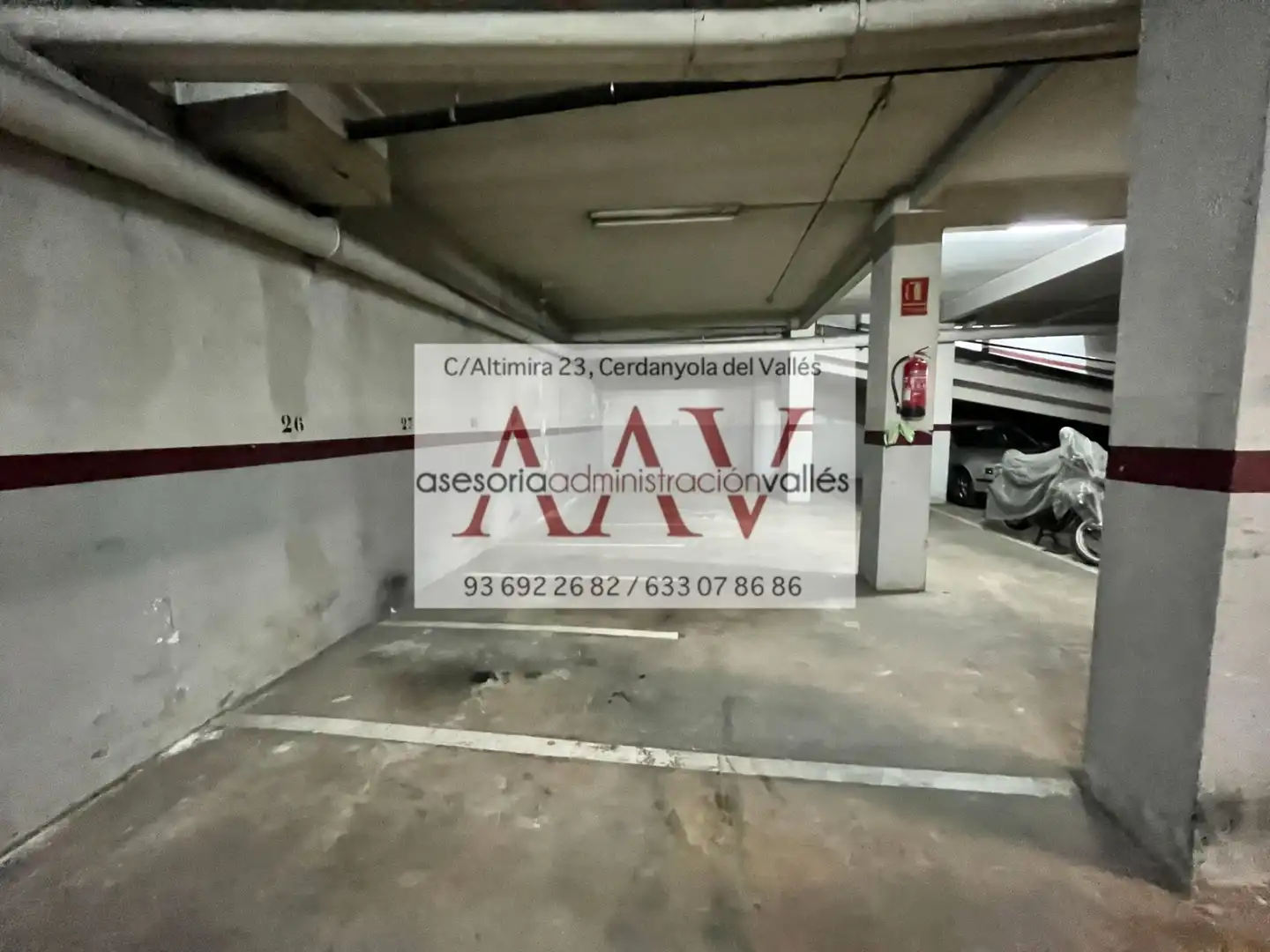 Motorradstellplatz zum Verkauf in Passatge de l'Ajuntament