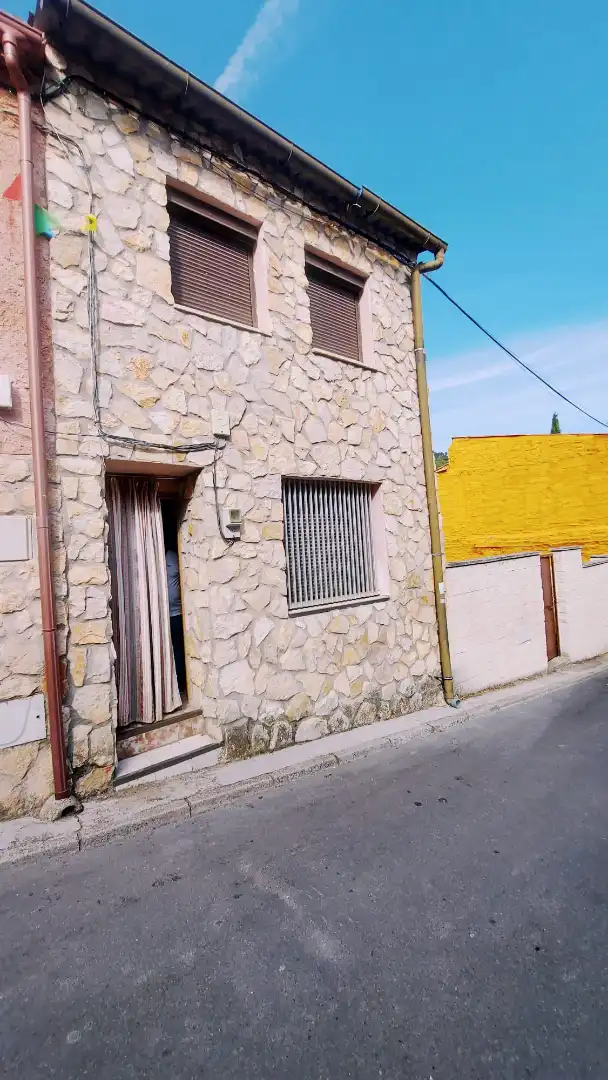 Casa adosada en venta en Calle del Horno, Caspueñas