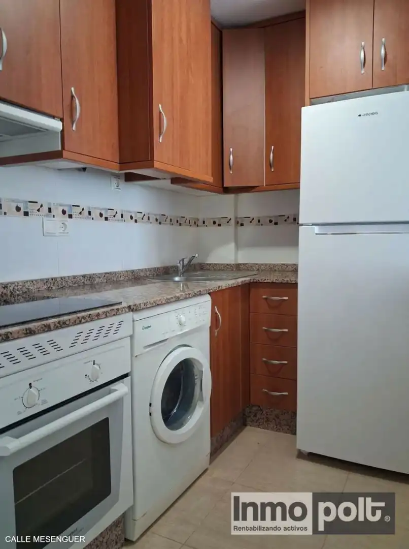 Cocina de Piso de alquiler en Murcia con Aire acondicionado, Amueblado y Horno