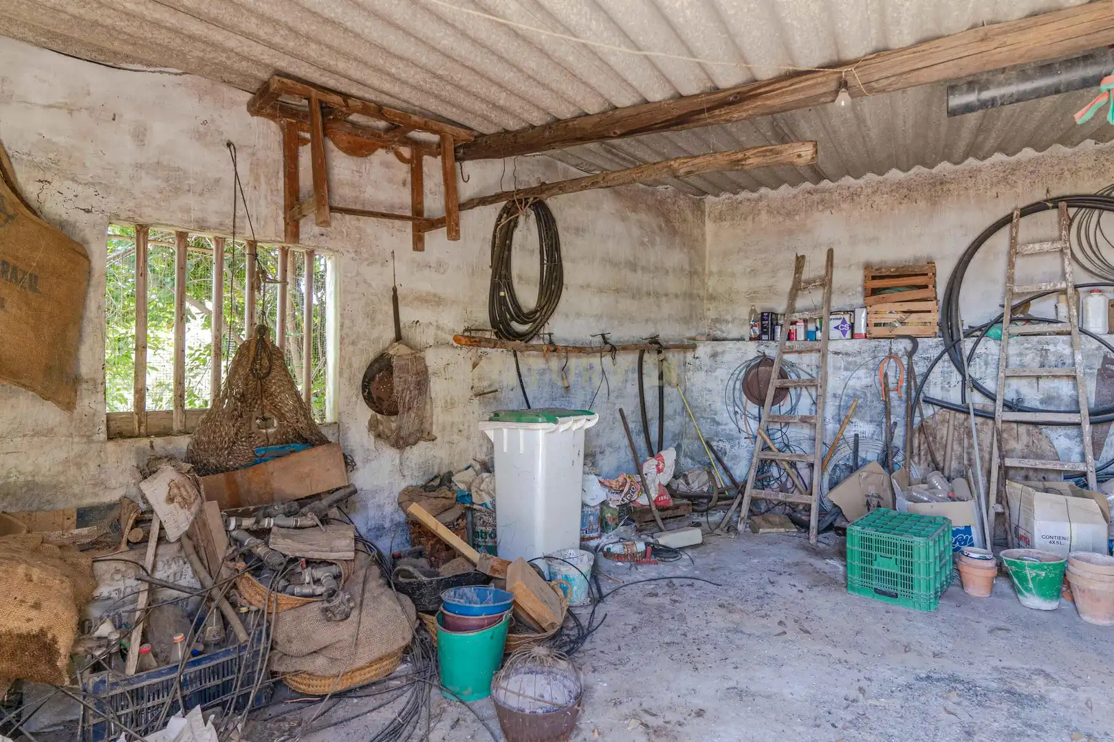 Finca rústica en venta en Carataunas con Jardín privado, Trastero y Piscina