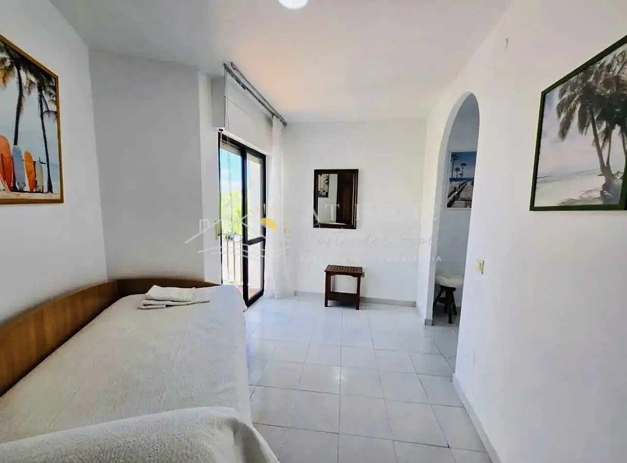 Habitación de Apartamento en venta en Nerja con Terraza y Horno