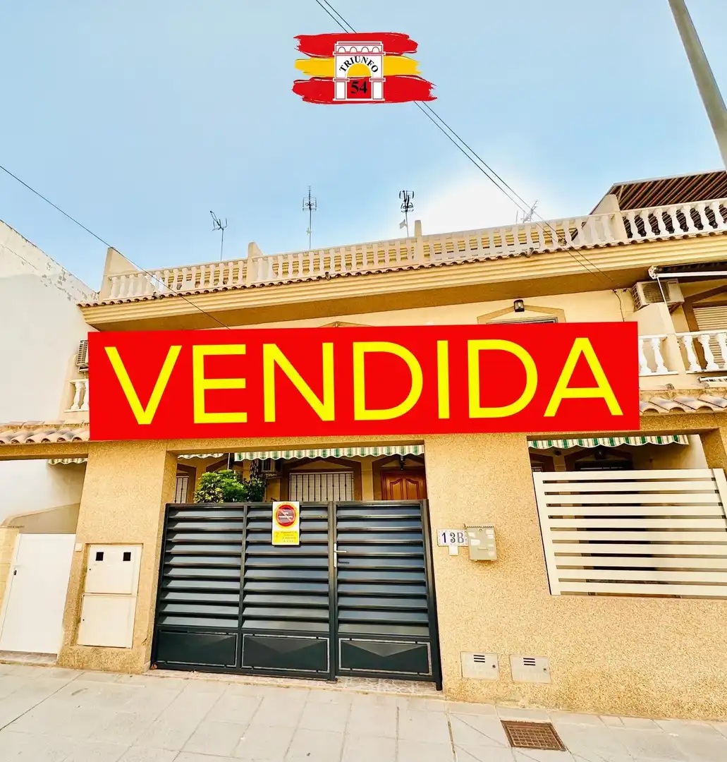 Casa pareada en venta en Avenida de Colón