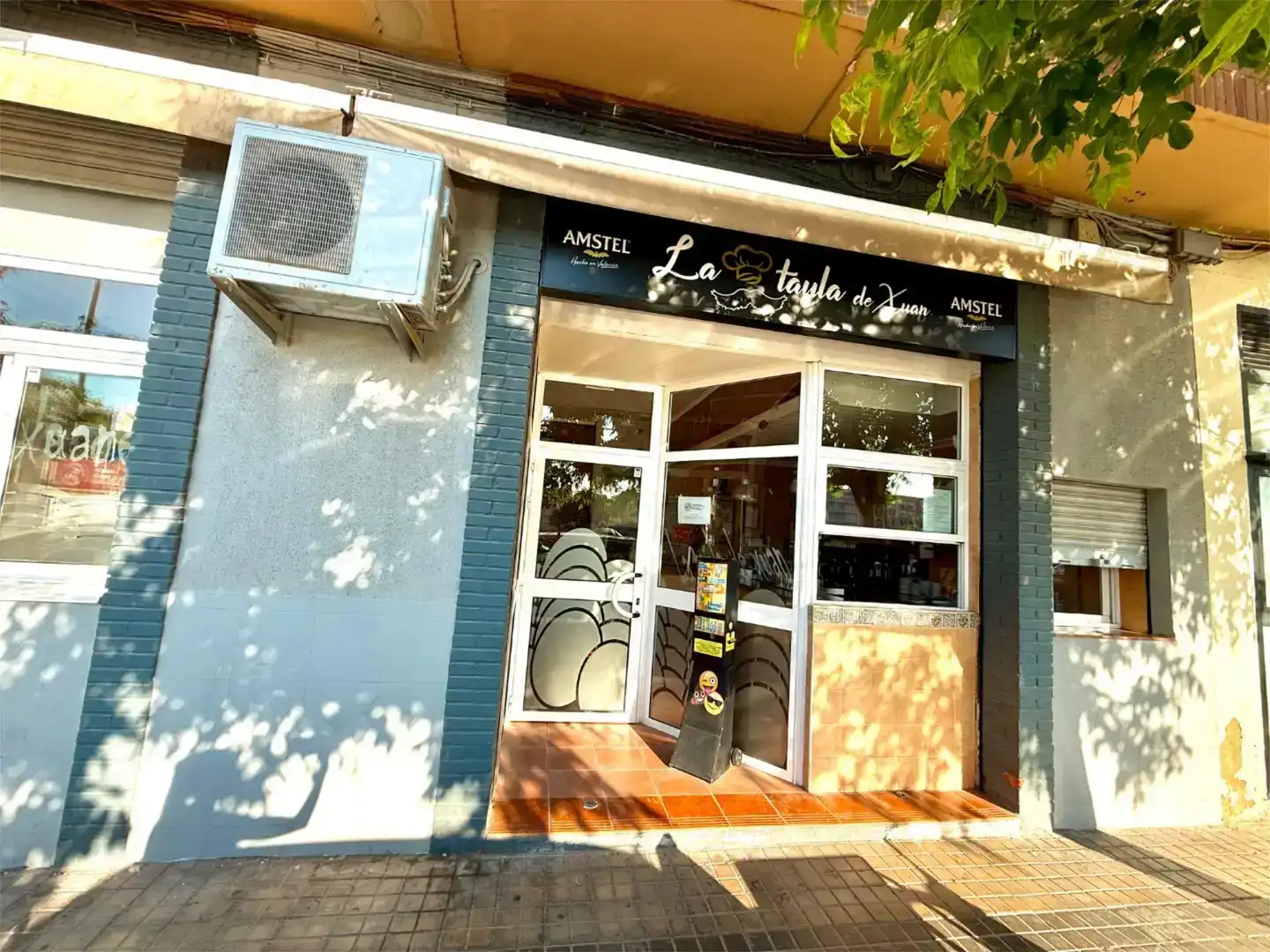 Local en venta en Valencia con Aire acondicionado y Amueblado