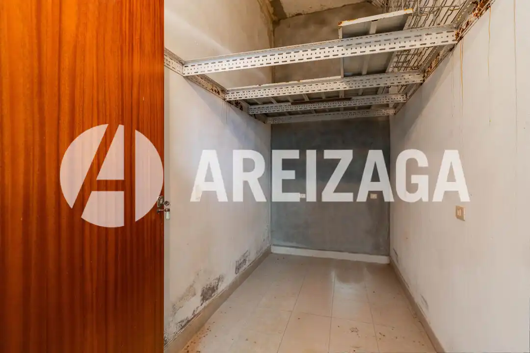 Piso en venta en Donostia - San Sebastián  con Calefacción, Terraza y Trastero