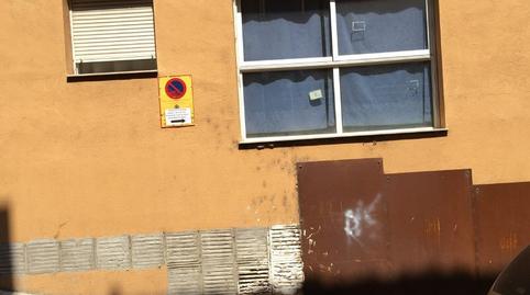 Foto 5 de Edifici en venda a C/ Pirineus, Santa Rosa, Barcelona