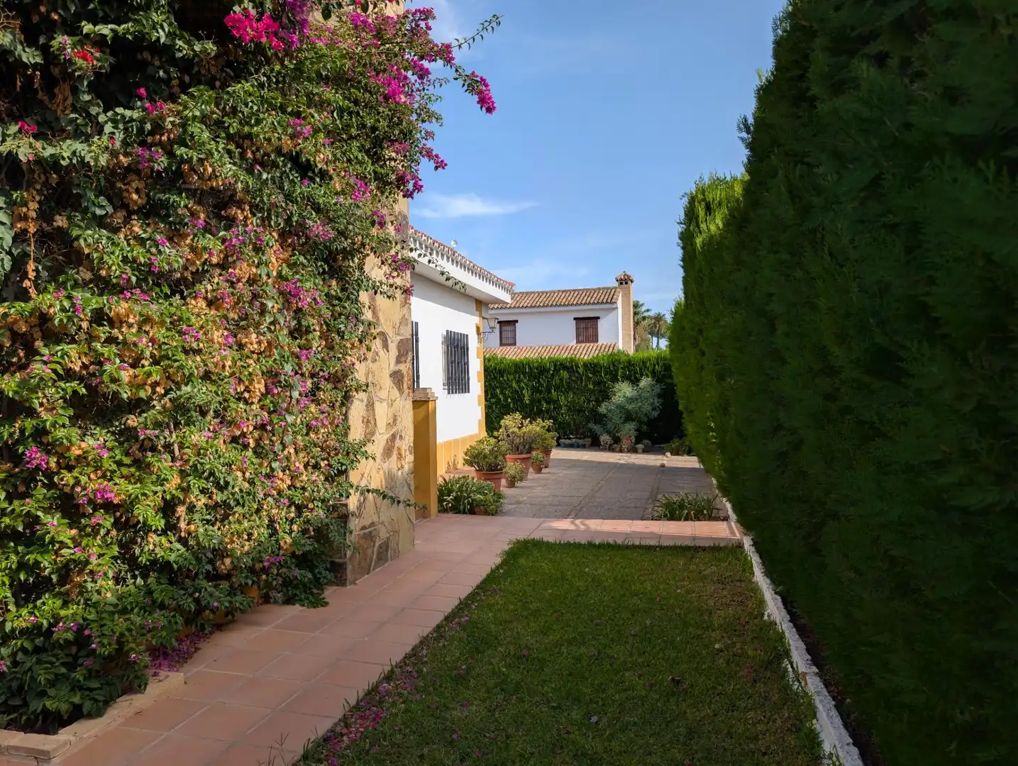 Detached house with pool for sale in Sanlúcar la Mayor, imagen 30