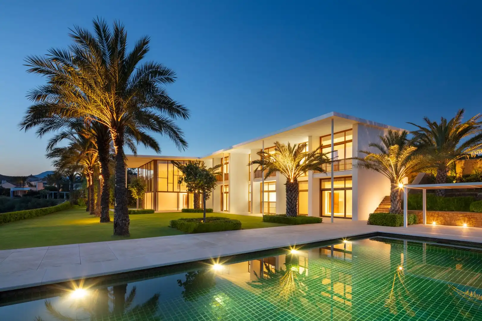 Villa con piscina in vendita a Urbanizacion Cortesin, imagen 2
