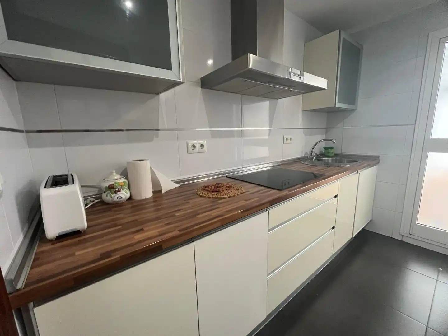 Cocina de Piso en venta en Sevilla con Aire acondicionado, Terraza y Balcón