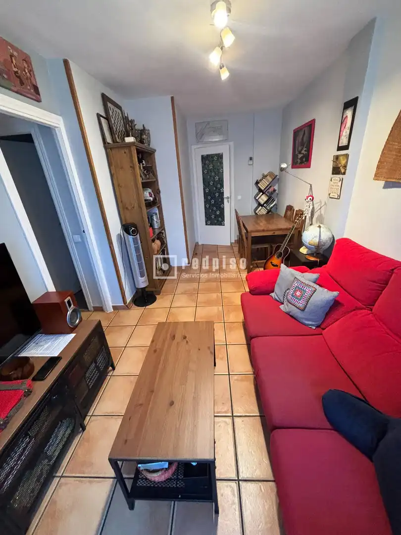 Sala d'estar de Pis en venda en Juan de la Cierva