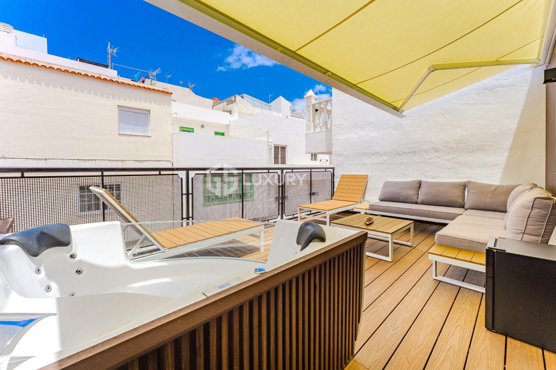 Terrassa de Loft en venda en Adeje amb Aire condicionat, Terrassa i Traster