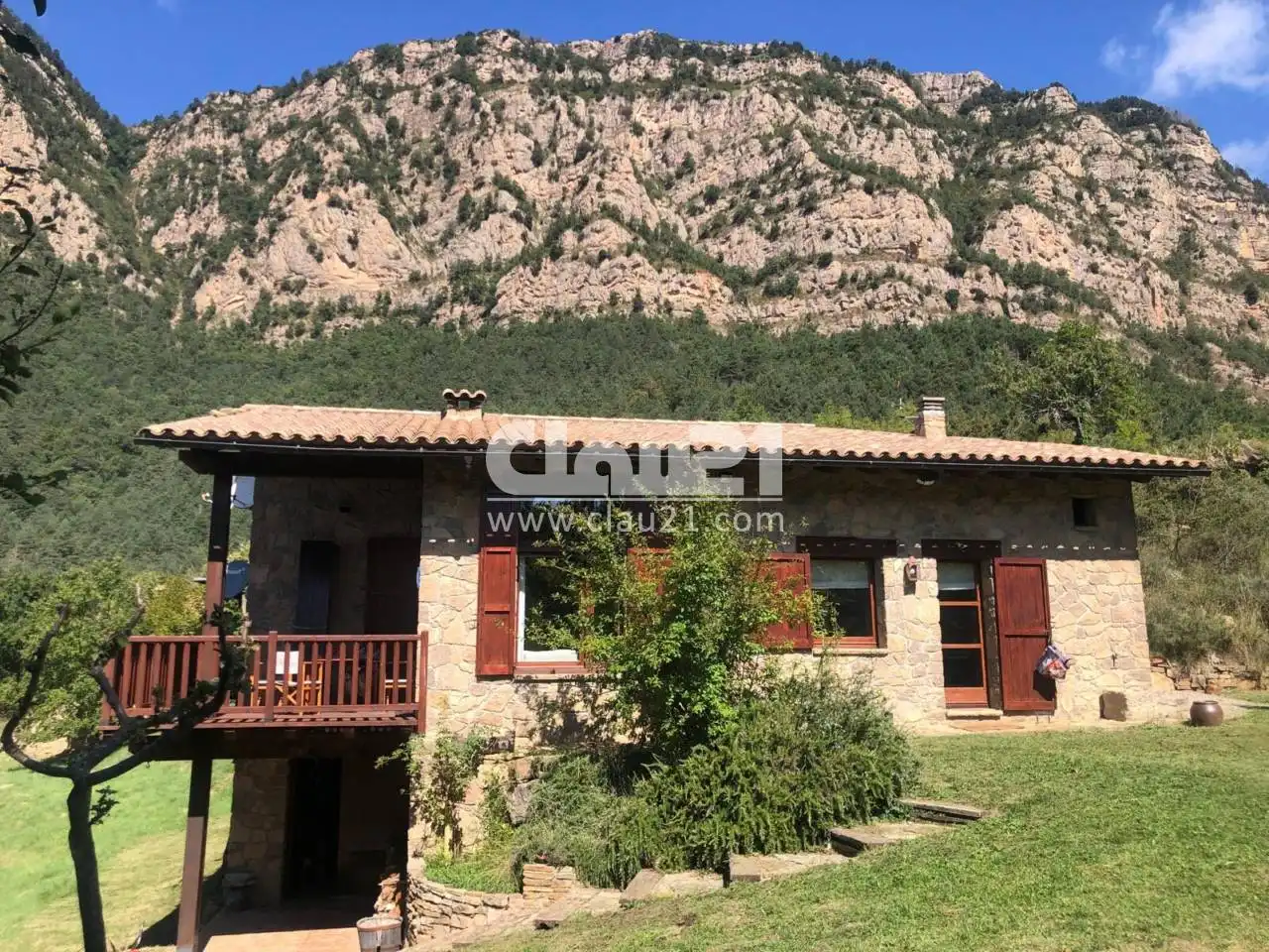 Maison rustique avec jardin à vendre à Calle Cami de la Rota  - Cal Truquet-