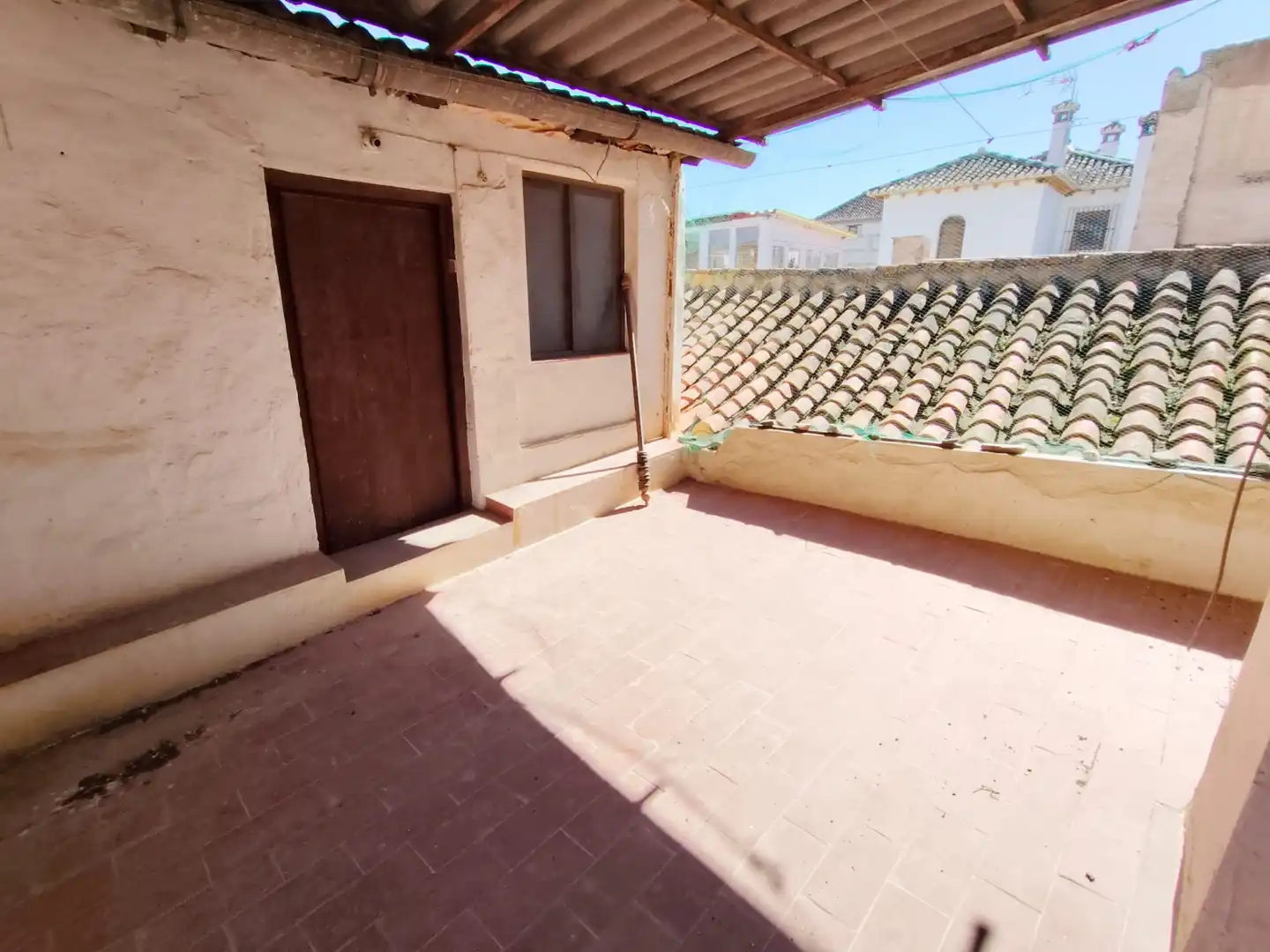 Vista exterior de Casa o xalet en venda en Guadix amb Terrassa, Moblat i Rentadora