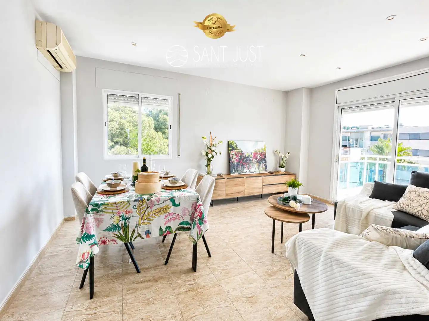 Comedor de Ático en venta en Salou con Aire acondicionado, Terraza y Amueblado