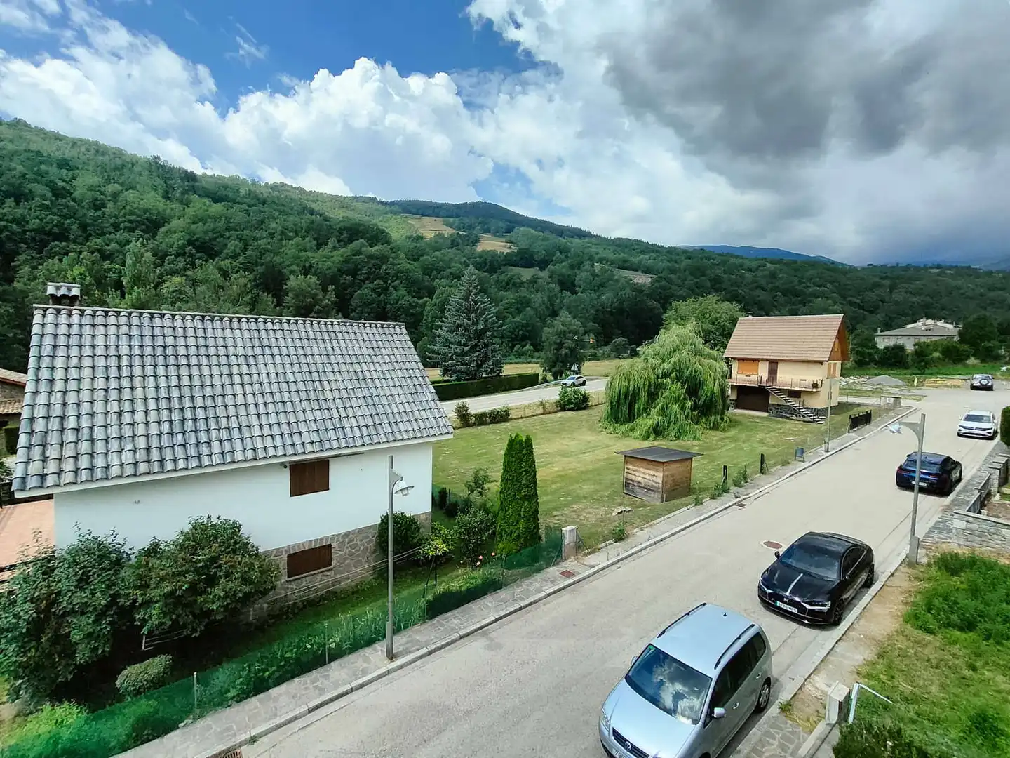 Vista exterior de Dúplex en venta en Vilallonga de Ter con Amueblado y Balcón