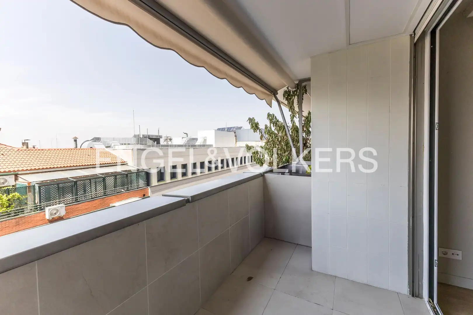 Terrasse von Wohnung zum Verkauf in Madrid mit Klimaanlage, Heizung und Terrasse