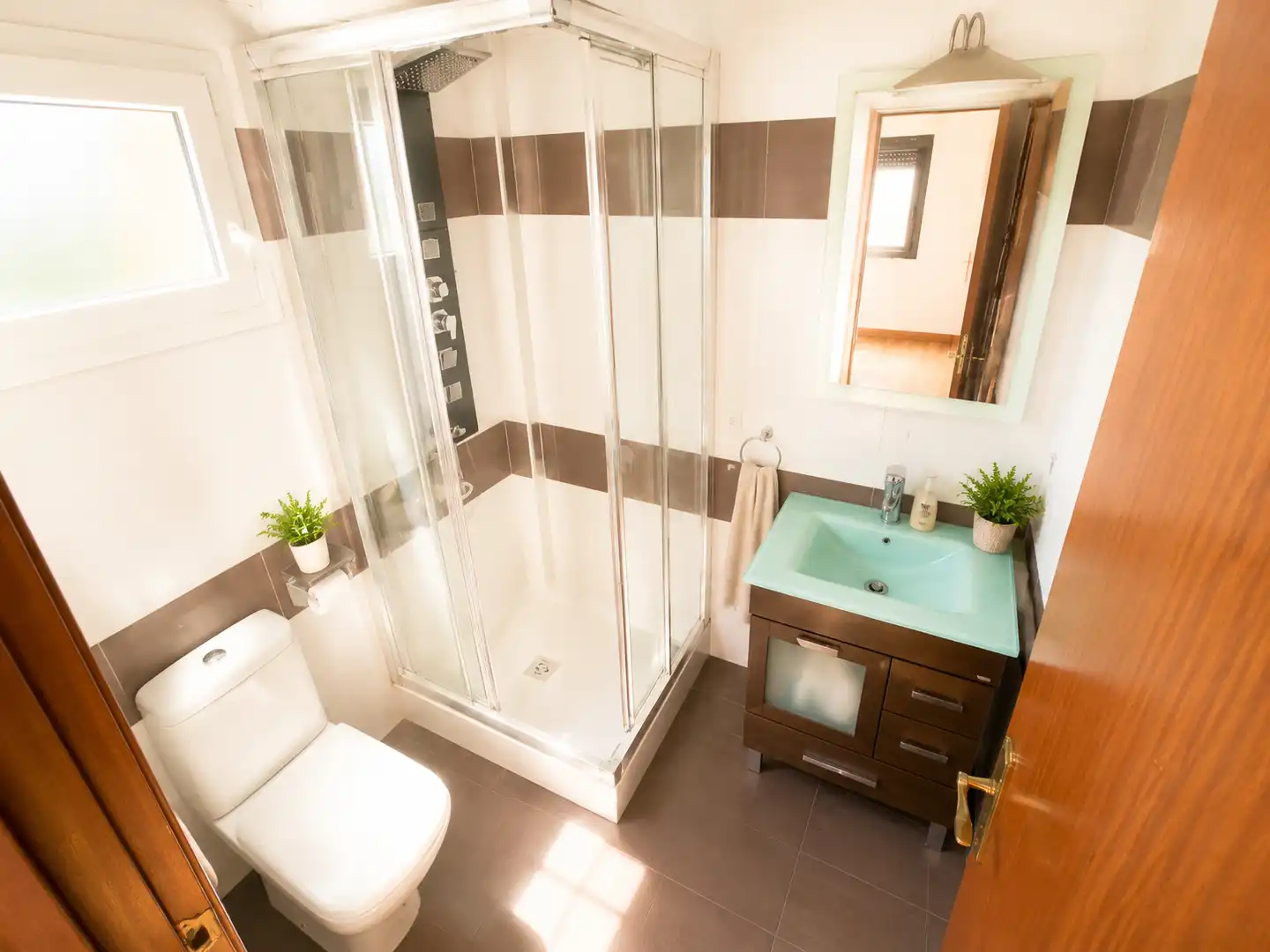 Baño de Piso en venta en Santa Coloma de Gramenet con Aire acondicionado y Balcón