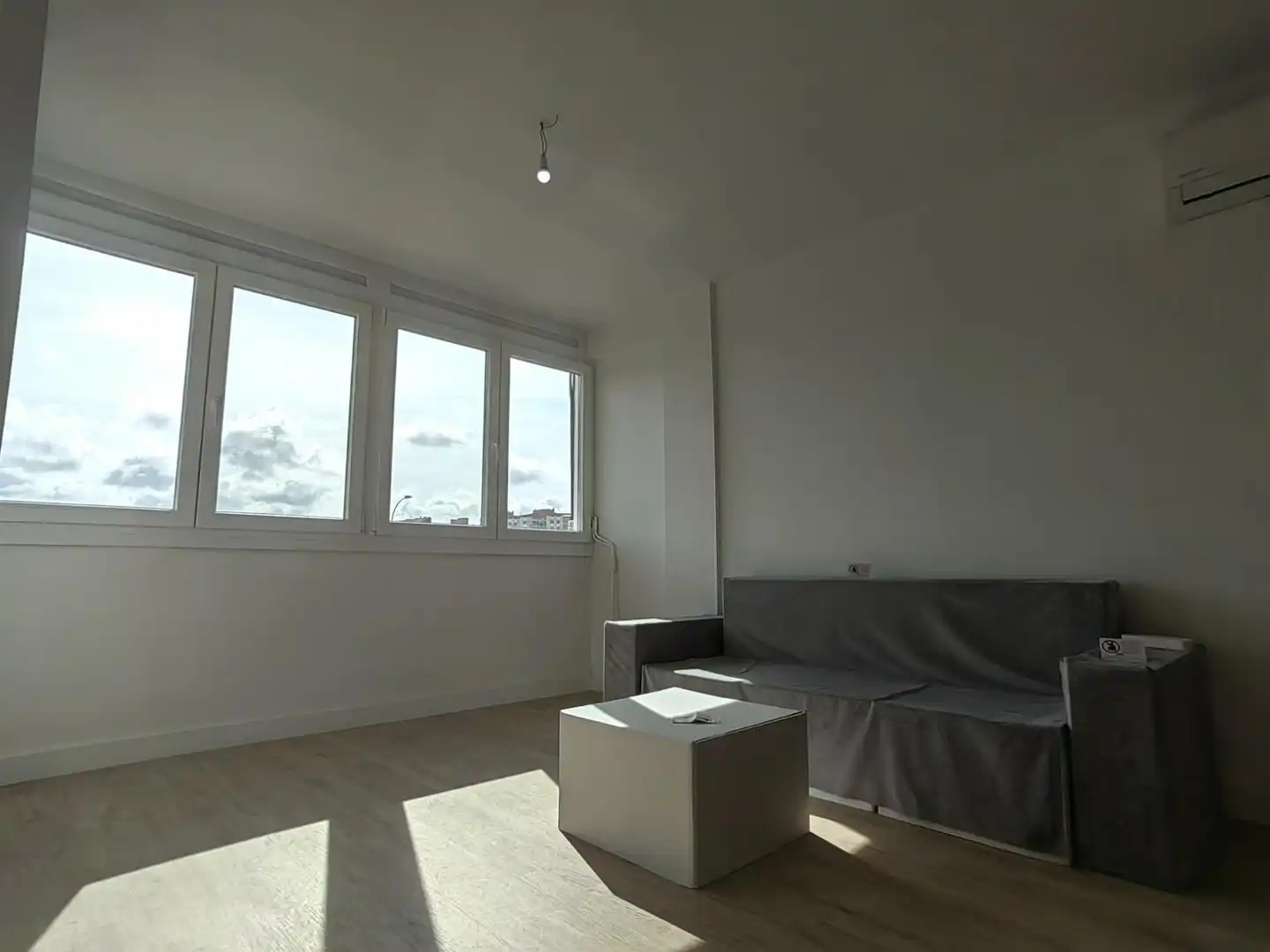 Sala de estar de Piso en venta en Málaga con Aire acondicionado