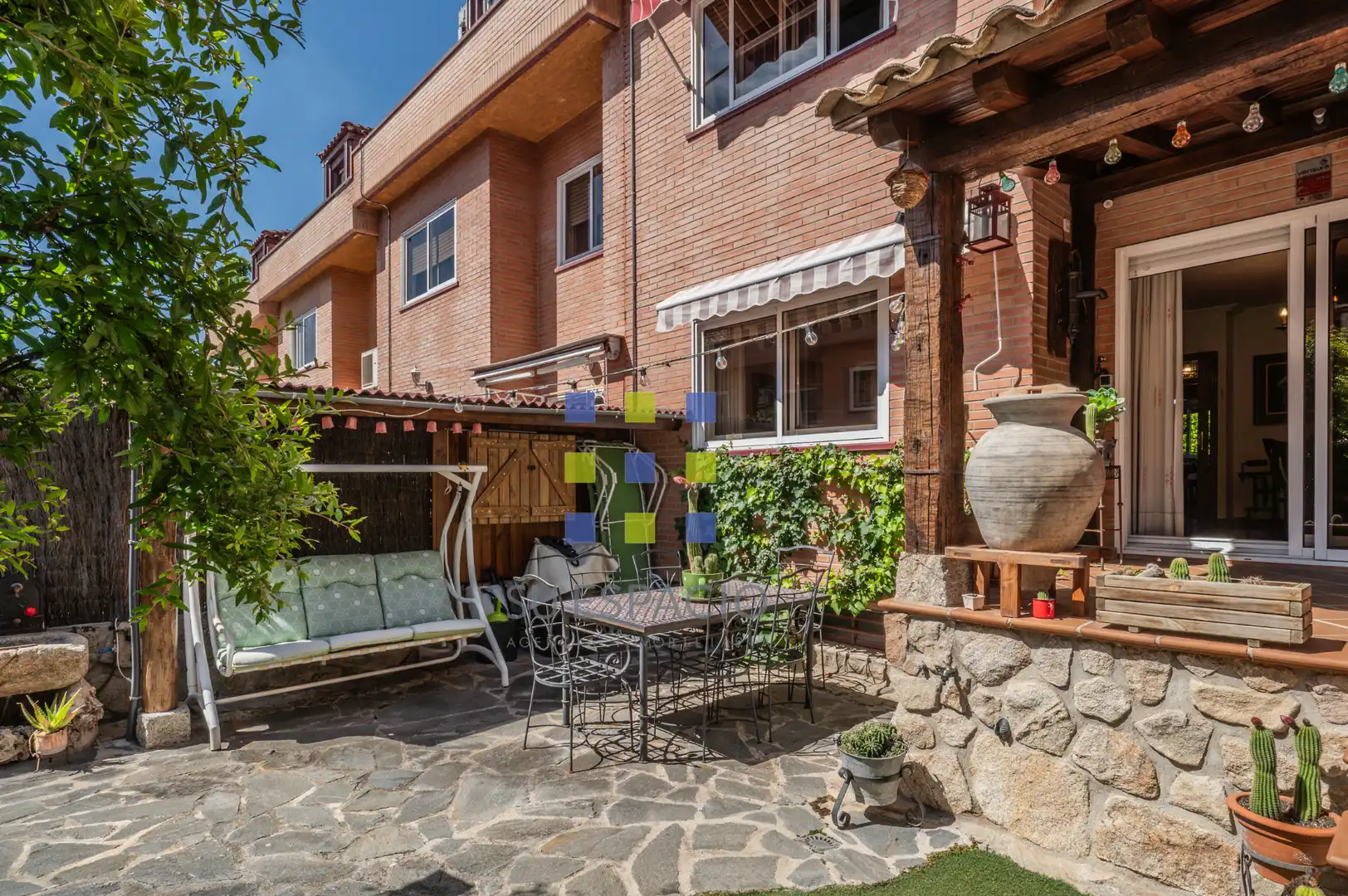 Jardí de Casa o xalet en venda en Valdemoro amb Aire condicionat, Calefacció i Jardí privat