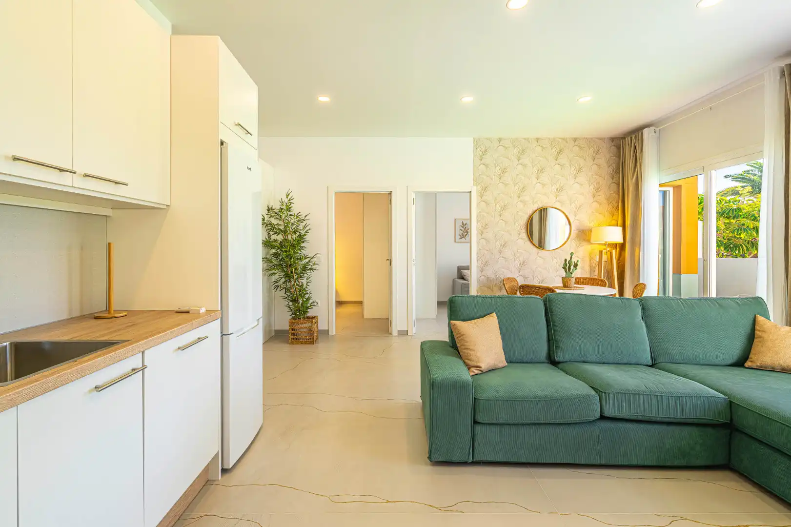 Sala d'estar de Planta baixa en venda en Callao Salvaje - Playa Paraíso