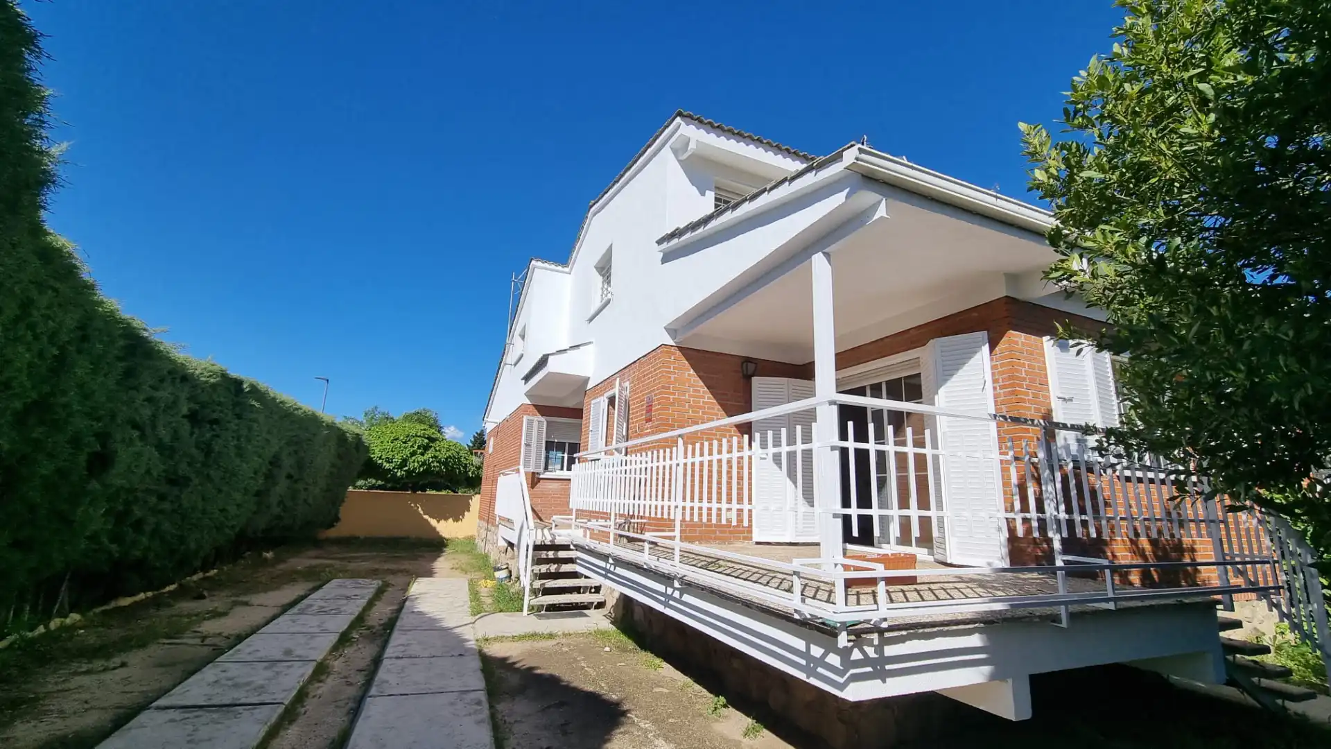Exterior view of Detached homes for sale in Moralzarzal  with Heating, Private garden and Terrace